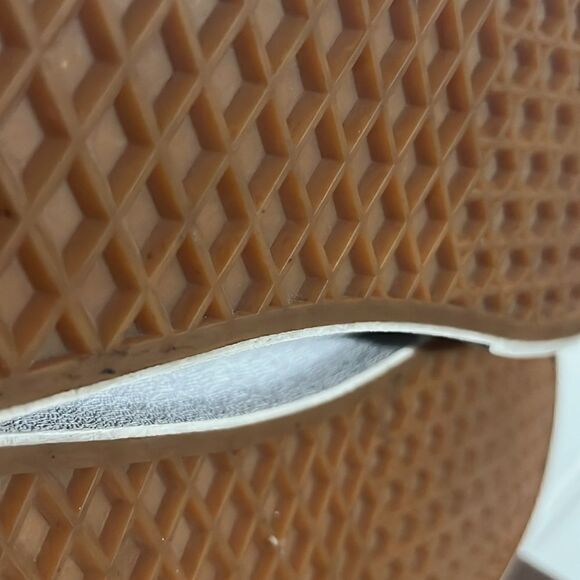 🔥🔥 VANS Marvel Colab Authentic Marvel Print Skate Sneakers Size 6.5M 8W - EUC - Picture 11 of 11